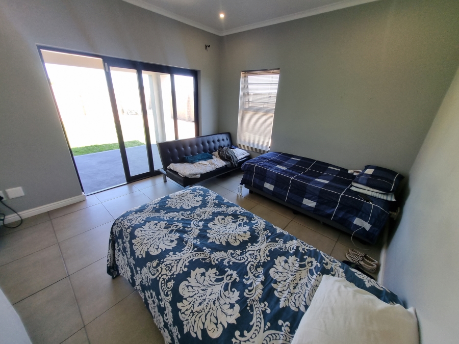 3 Bedroom Property for Sale in Country Club Western Cape